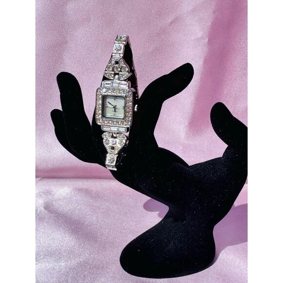 Avon Vintage Rhinestone Bracelet Watch - Picture 1 of 2